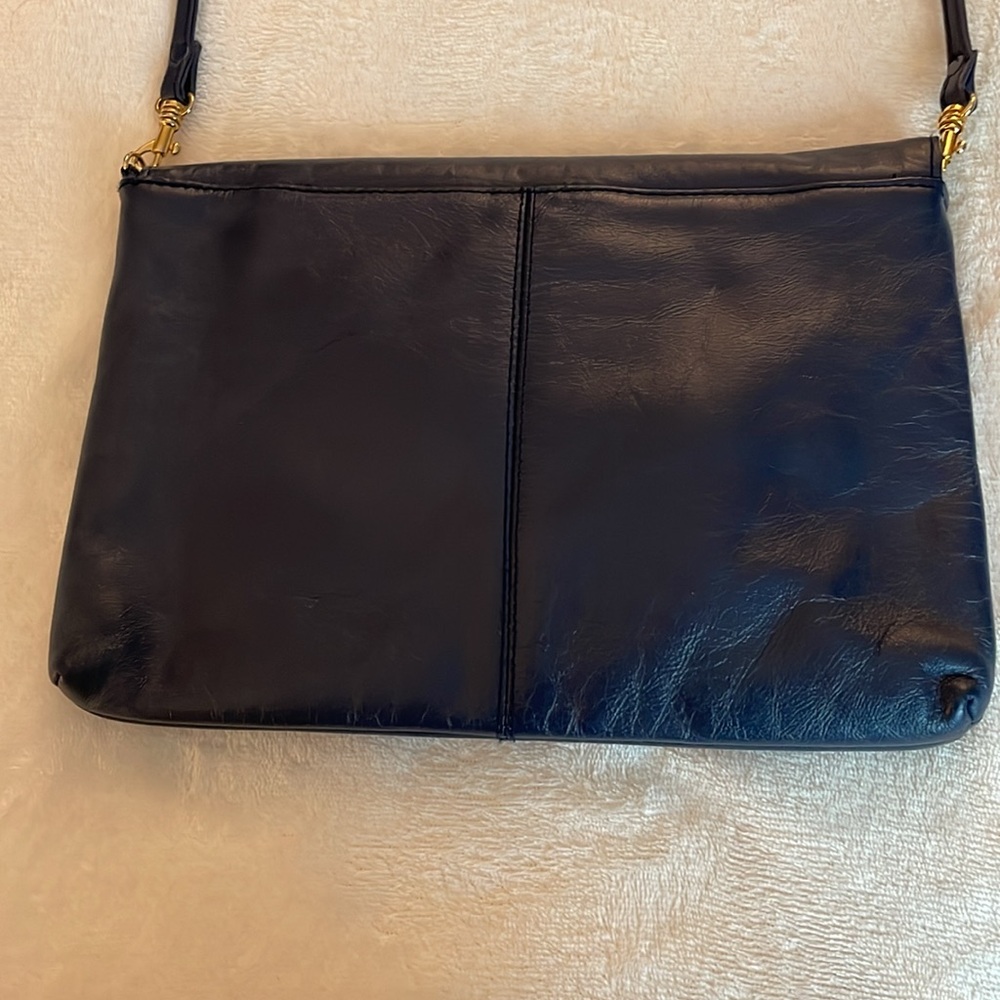 3 for‎ $25! Navy blue Leather Clutch with removable straps - Picture 3 of 6